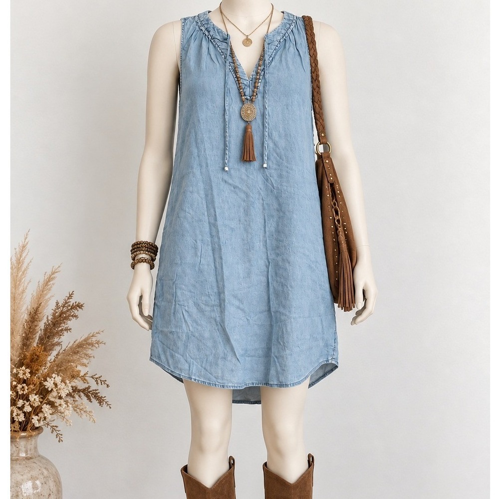 Womens Small Light Wash Chambray Sleeveless V-Neck Shift Dress Boho Western